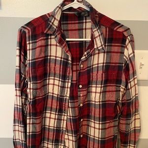Black, White, Red Flannel/ Offers Welcome